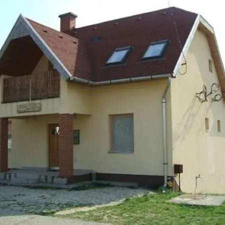 Szigeti Alojamento de Acomodação e Pequeno-almoço Bogács