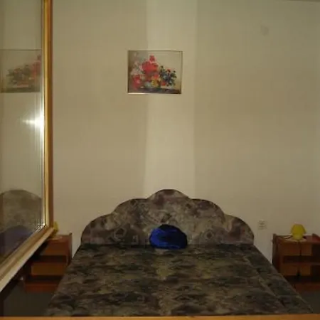 Alojamento de Acomodação e Pequeno-almoço Szigeti 3*